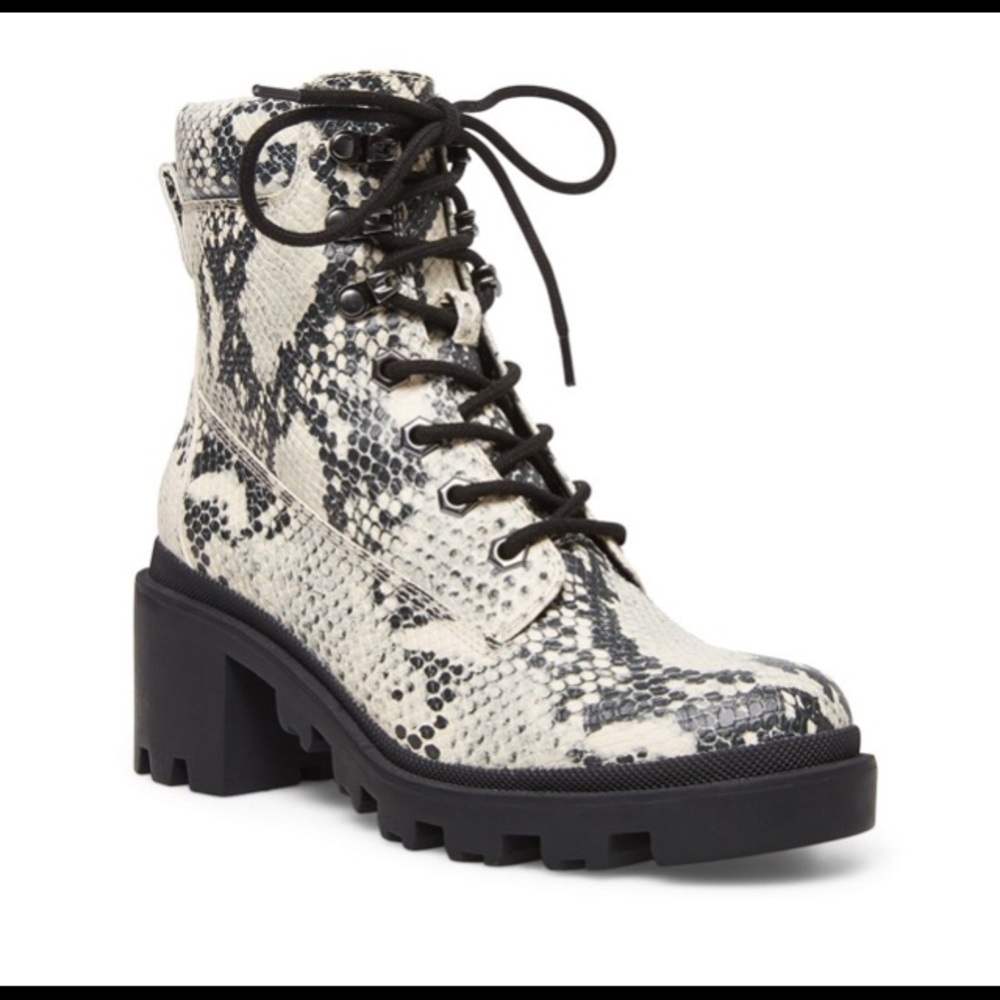 Steve Madden Dillian Snake skin boot